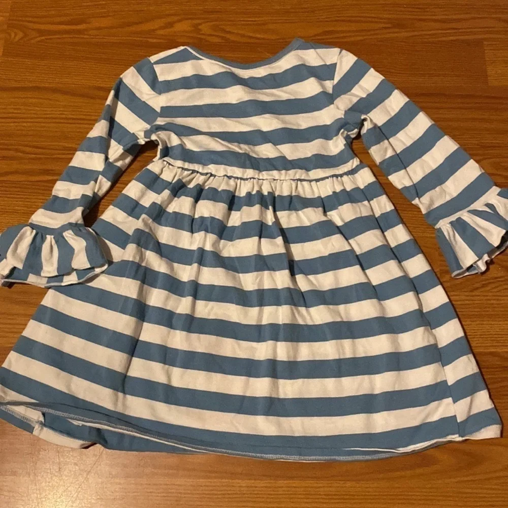 Girl’s Long Sleeve Dress size Large (CJ)